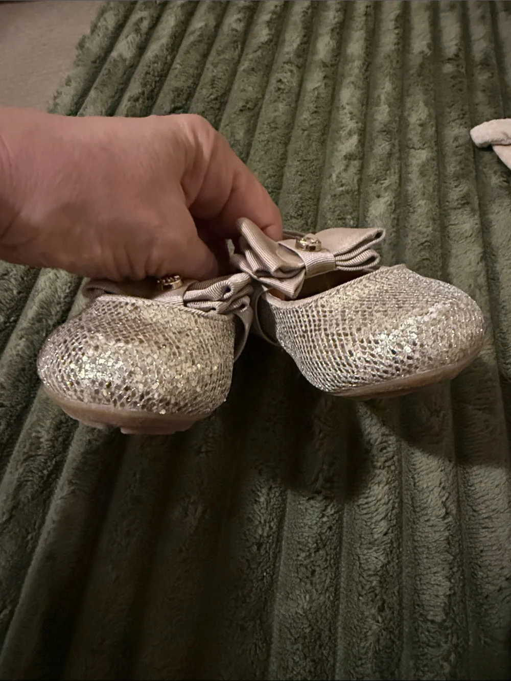 Michael Kors Toddler Girls' Gold Glitter Bow Mary Jane Flats - 5